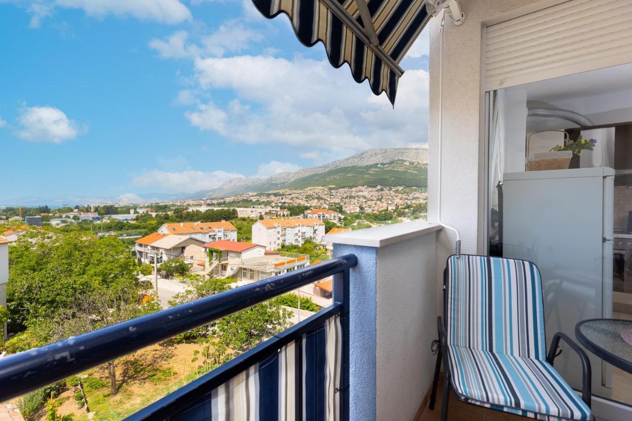 Karlita Apartment Solin Exterior photo